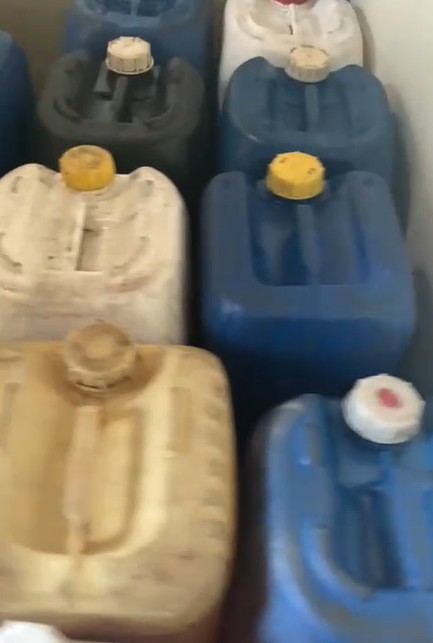 Cerca de mil litros de combustíveis armazenados ilegalmente são encontrados em Cabedelo, PB