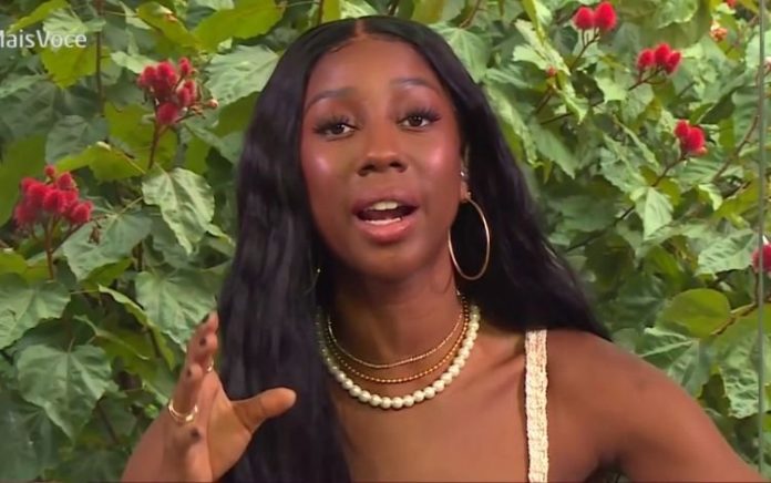 Ex-BBB Camilla de Lucas diz que casa da mãe inundou em temporal: ‘O RJ está destruído’