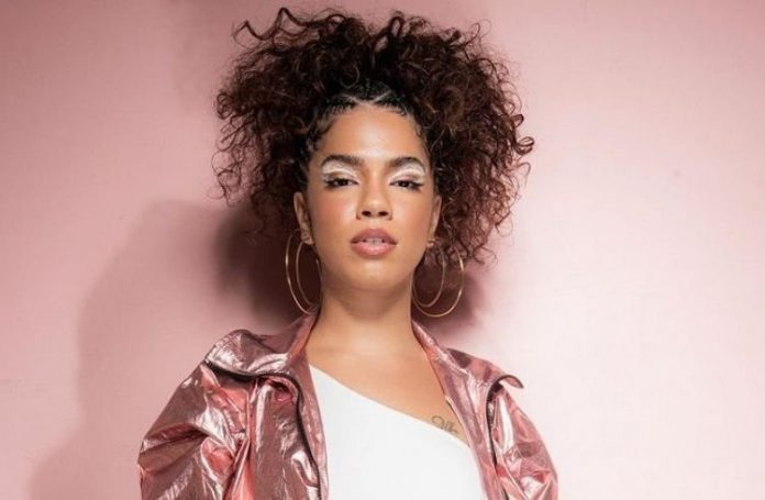 Ex-BBB Maria desabafa após críticas por criar OnlyFans: ‘Paga minha comida’