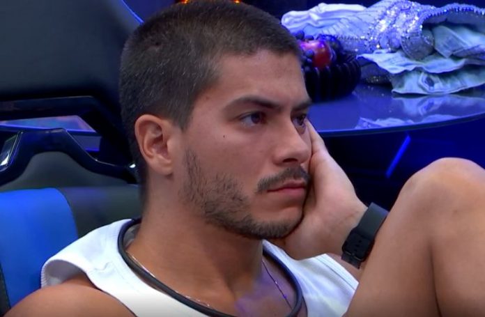 No Quarto Secreto, Arthur Aguiar dispara contra Gustavo: ‘Vai ter uma surpresa quando eu voltar’