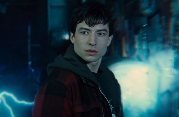 Após prisão, Warner Bros. faz reunião de emergência para definir futuro de Ezra Miller no estúdio