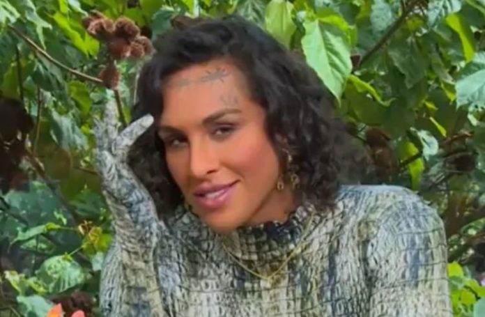 Linn da Quebrada define Arthur Aguiar como vilão do ‘BBB 22’ e fala do discurso de Tadeu Schmidt