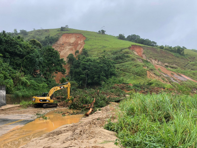 Após chuvas, rodovia Rio-Santos apresenta mais de 20 trechos interditados