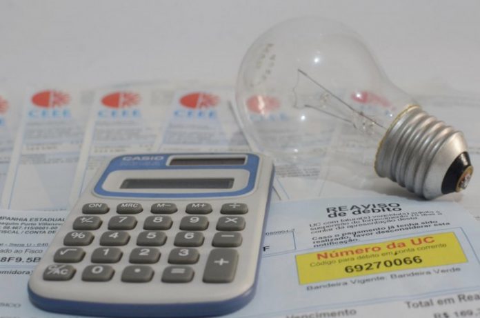 Aneel aprova reajuste de quase 14% nas contas de luz no interior de SP