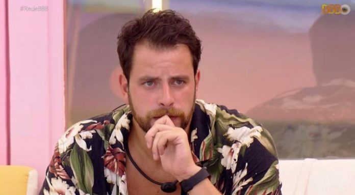 ‘BBB 22’: Gustavo vence sua primeira prova e é o novo líder