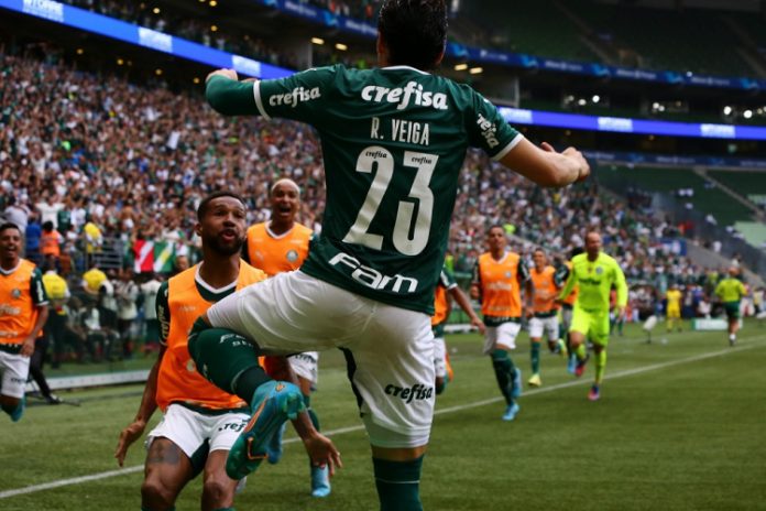 Herói do título, Veiga manda recado a rivais: ‘Tem que respeitar e nunca cantar vitória antes’