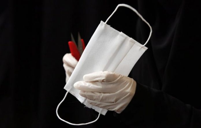 Governo federal flexibiliza uso de máscaras no ambiente de trabalho