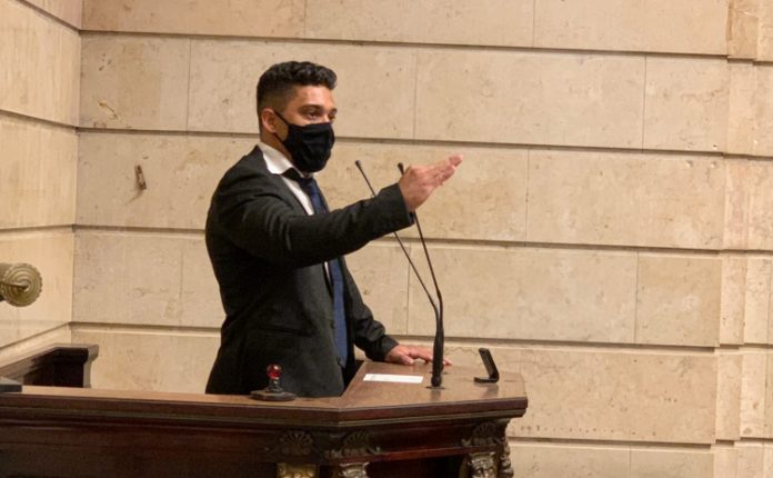 Vereador Gabriel Monteiro é alvo de operação da polícia por vazamento de vídeo íntimo com menor