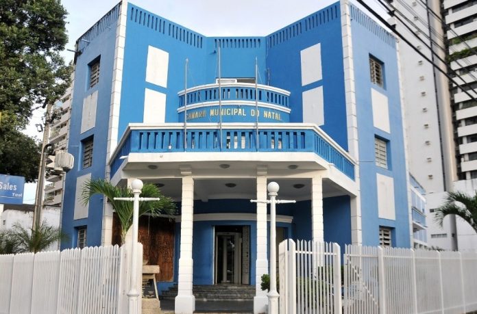 Câmara Municipal de Natal muda horário de expediente em dias de jogos do Brasil na Copa do Mundo