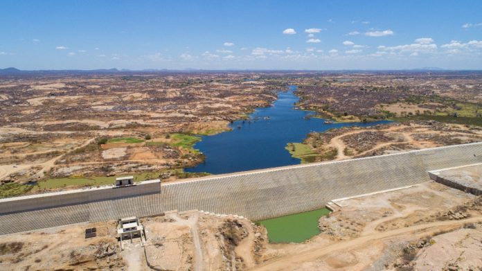 Governo do RN solicita adiamento de um ano para concluir obra da Barragem de Oiticica e alega falta de repasse