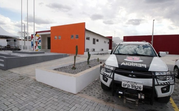 Ossada humana é encontrada às margens da BR-230, em Cajazeiras, PB