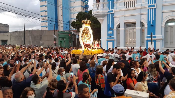 Procissão e missa encerram festa Nossa Senhora da Apresentação, padroeira de Natal; veja fotos