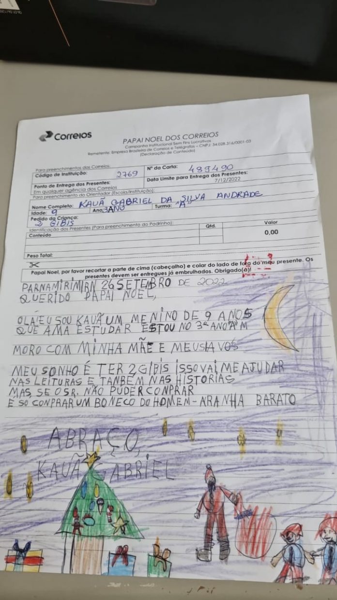 Papai Noel dos Correios: saiba como adotar uma cartinha e presentear uma criança no RN