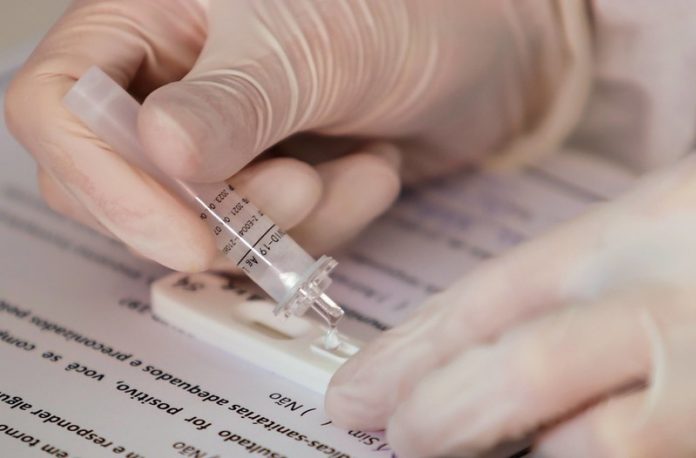 RN registra quase 1 mil casos de Covid em um dia e procura por vacinação aumenta em 300% no estado