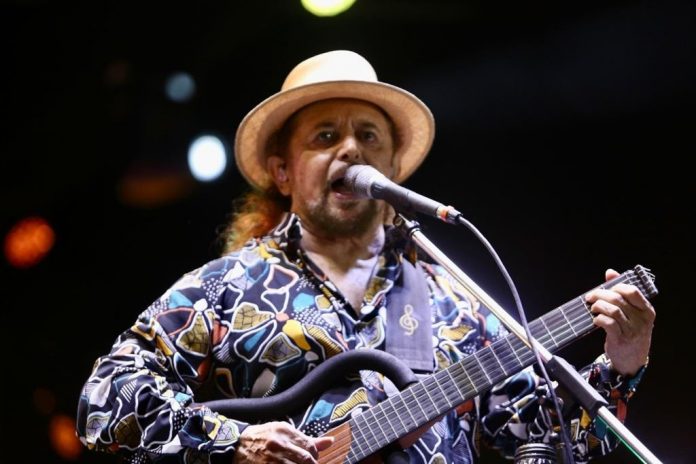 Geraldo Azevedo faz show gratuito em Currais Novos durante programação natalina