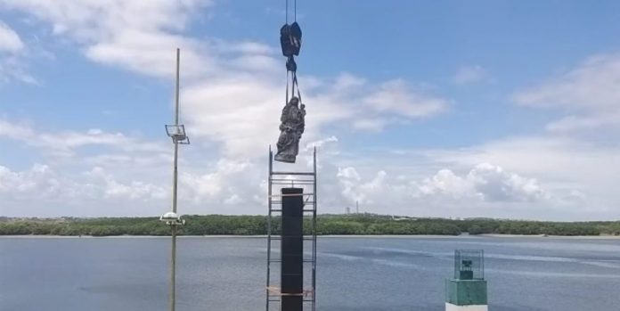 Imagem da Padroeira de Natal é retirada da Pedra do Rosário para ser restaurada