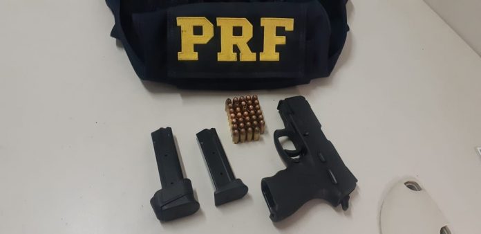 Quatro pessoas são presas em rodovias federais do RN no último final de semana