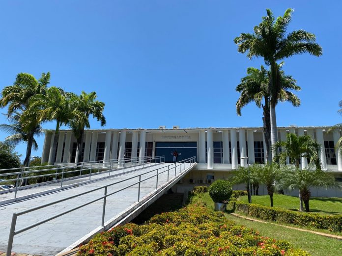 Governo do RN vai concluir pagamento do 13º salário em janeiro de 2023, confirma secretário