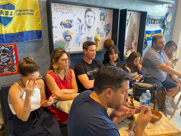 Em Natal, argentinos acompanham título de Copa do Mundo após 36 anos de jejum: ‘É muito importante para o nosso país’