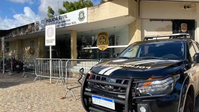 Jovem é preso ao ser flagrado furtando roupas em shopping de Natal