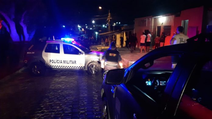 Policial militar é morto a tiros na rua de casa na Zona Norte de Natal