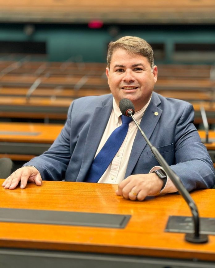 Thiago Cartaxo assume vaga do RN na Câmara dos Deputados para ‘mandato tampão’ de um mês
