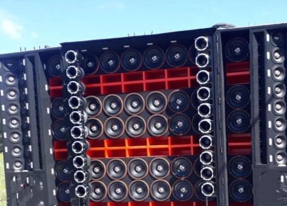 MP publica recomendação a bares e poder público contra poluição sonora em praia da Grande Natal