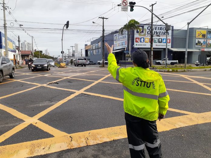 Com problemas no contato via ‘156’, STTU divulga números para atendimento à população