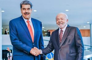 Lula critica imprensa por tratar crise na Venezuela como 3ª Guerra