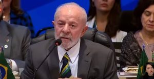 “Fome e pobreza enfraquecem democracia”, diz Lula em reunião do G20