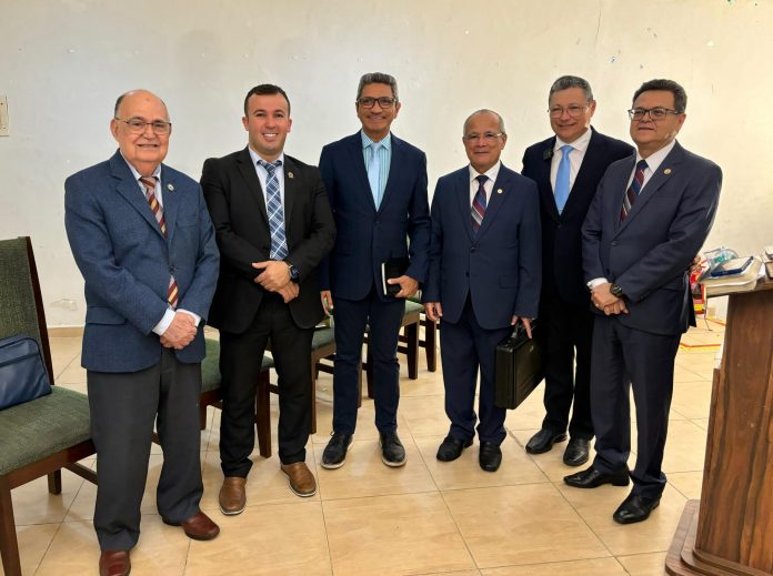 Vereador Vavá Azevedo realiza culto de gratidão com a presença do Pastor Martim, presidente da IEADERN, pastor Abdênego, pastor Elinaldo e pastor Jayro