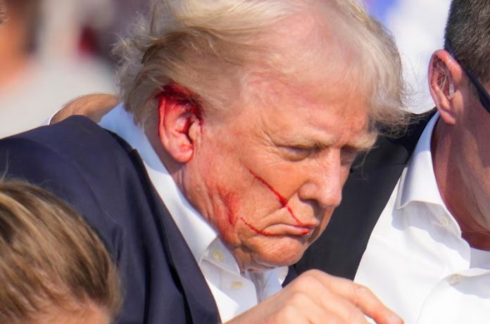 FBI acredita que homem que atirou em Trump agiu sozinho e busca motivação para atentado