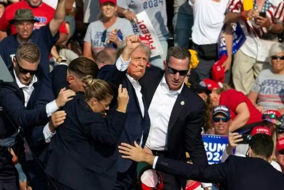 Atirador que tentou matar Trump tinha material explosivo em carro