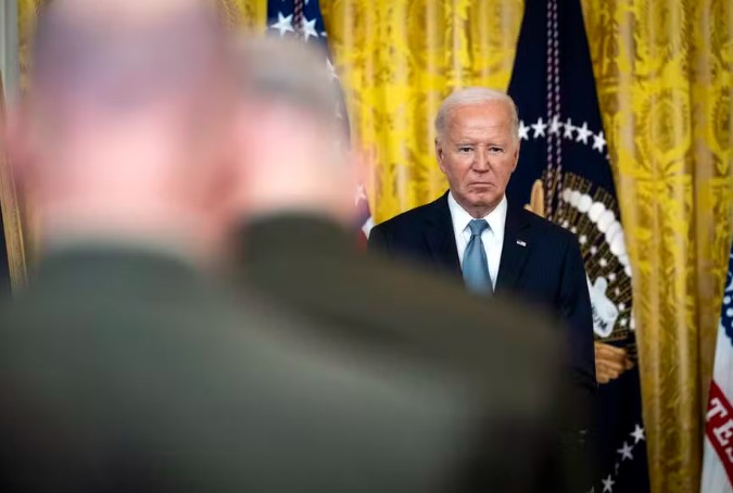 Encontro entre deputados democratas termina sem consenso sobre futuro da candidatura de Biden