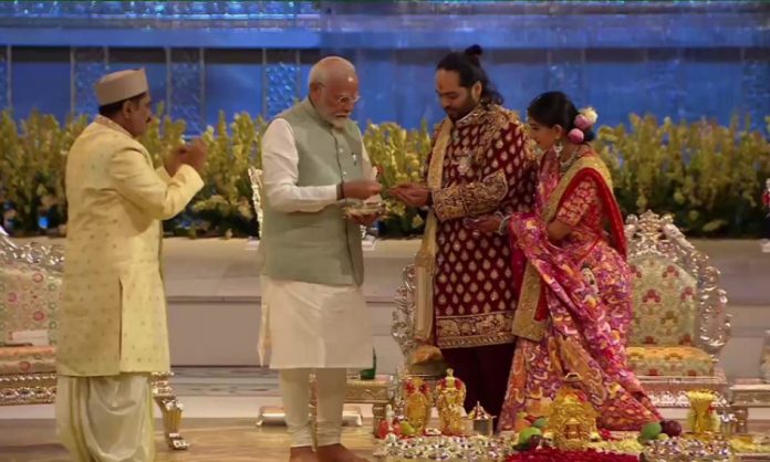 Saiba como foi o casamento milionária na Índia que contou com shows de Katy Perry e Backstreet Boys