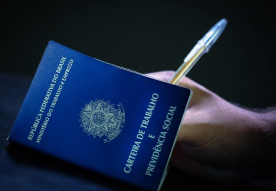 Brasil cria 201,7 mil empregos formais em junho de 2024