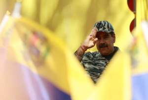 Maduro anuncia Exército nas ruas para conter protestos na Venezuela