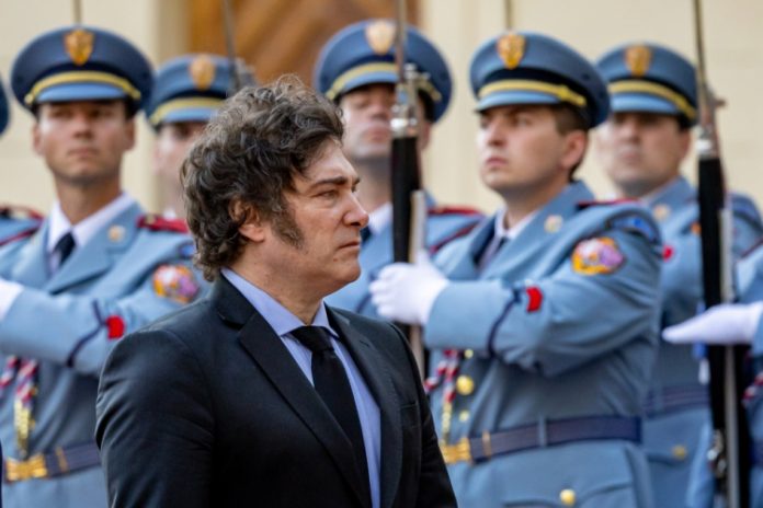 Irmã de Milei pede desculpas à França após vice acusar país europeu de ‘hipócrita’ e ‘colonialista’