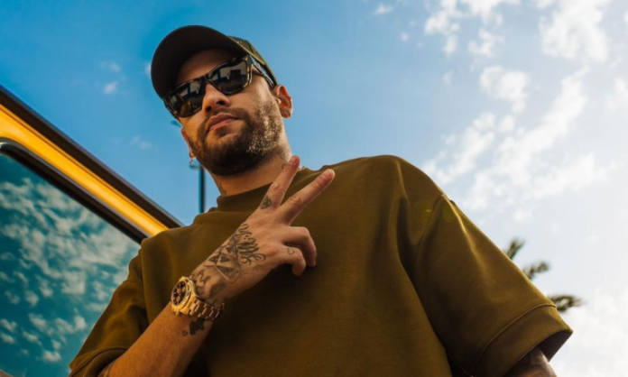 Imprensa internacional destaca ‘infidelidade’ de Neymar após anúncio do nascimento de terceira filha