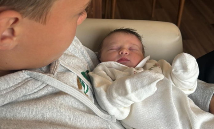 Confirmou a paternidade? Neymar vai a maternidade e visita Helena, apontada como sua filha