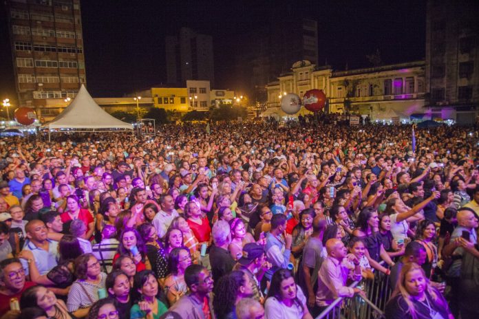 Programação de shows da Festa das Neves 2024 e do aniversário de João Pessoa é divulgada
