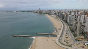 Engorda é a única solução existente para Ponta Negra, diz pesquisador do Ceará