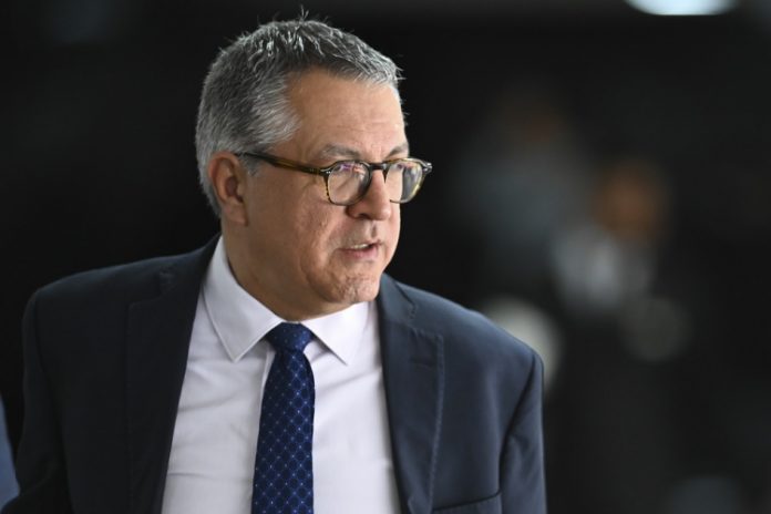 Padilha diz que Lula tem compromisso ‘inegociável’ com o arcabouço fiscal