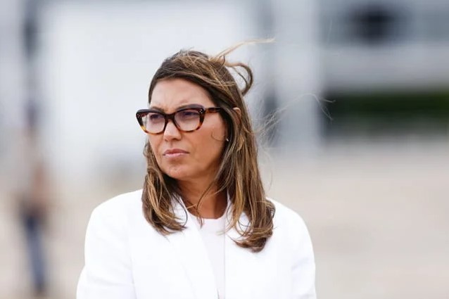 Janja é incentivada a se posicionar após xingamentos de filho de Lula; primeira-dama já processou um conselheiro do Corinthians que a chamou de “putana”