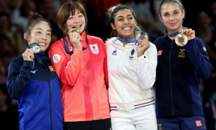 França e Japão põem rivalidade no judô em Paris, com Brasil no retrovisor