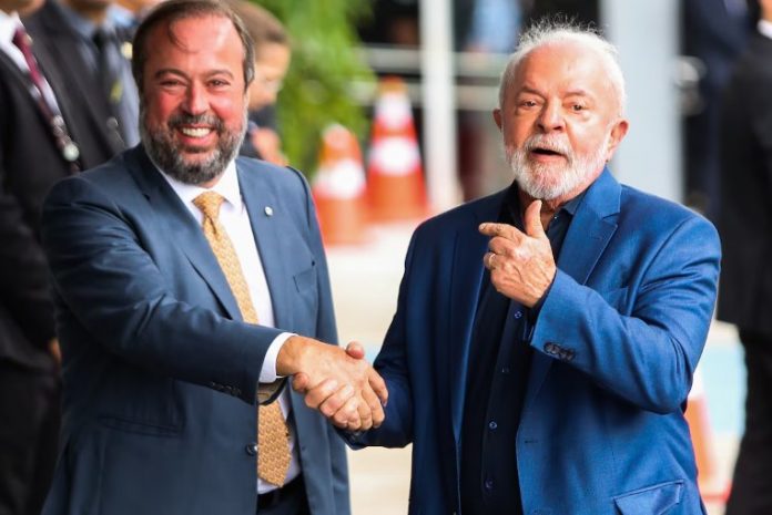 MP DO SETOR ELÉTRICO: Empresa de irmãos Batista foi recebida 17 vezes em ministério antes de ser beneficiada pelo governo Lula