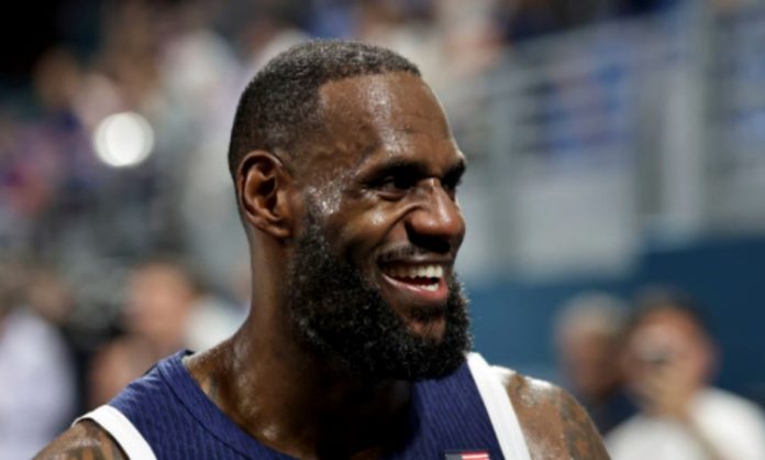 EUA e Sérvia fazem jogaço de basquete com gigantes do esporte