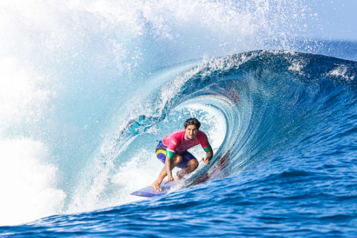 Surfe é adiado e atrasa disputa do Brasil por medalha no Taiti nas Olimpíadas