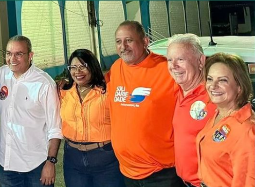 Ex-prefeito Maurício Marques anuncia apoio a professora Nilda