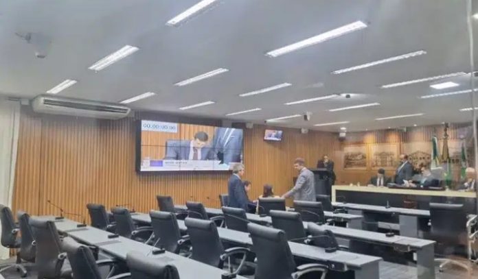 Sessão na Câmara Municipal de Natal que votaria concessões do Complexo da Redinha e Teatro Sandoval Wanderley é suspensa por falta de quórum